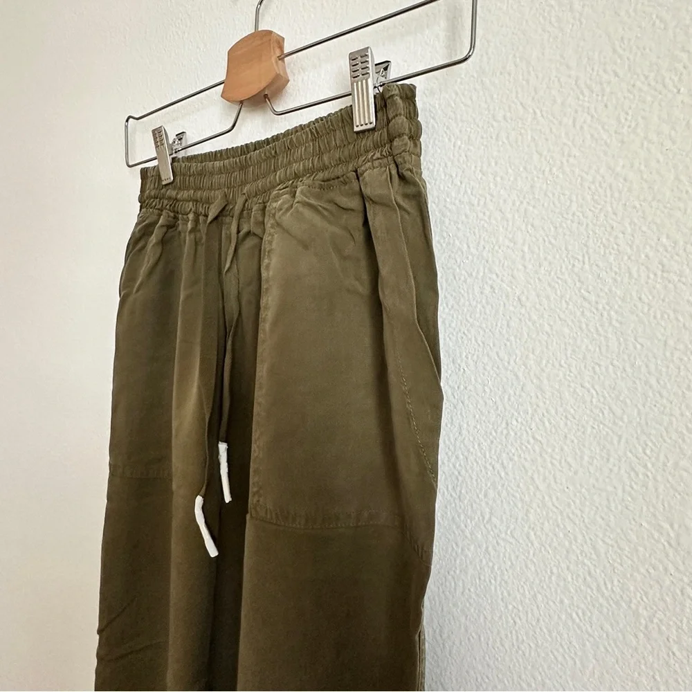 Blank NYC Olive Green Lightweight High-Rise Jogger Pants Size 26